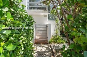 1600 Michigan Ave # 7, Miami Beach, FL 33139 photo 2