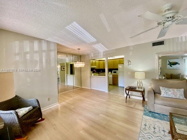 442 Pine Glen Ln # D-2, Green Acres, FL 33463 photo 5