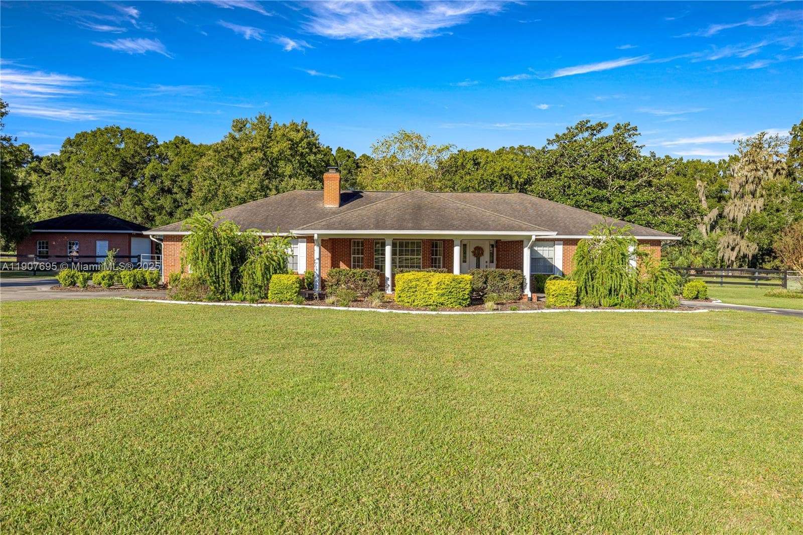 9812 SW 74 Ave, Ocala, FL 34476 photo 2