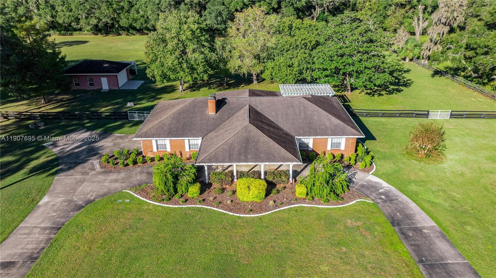 9812 SW 74 Ave, Ocala, FL 34476 photo 3