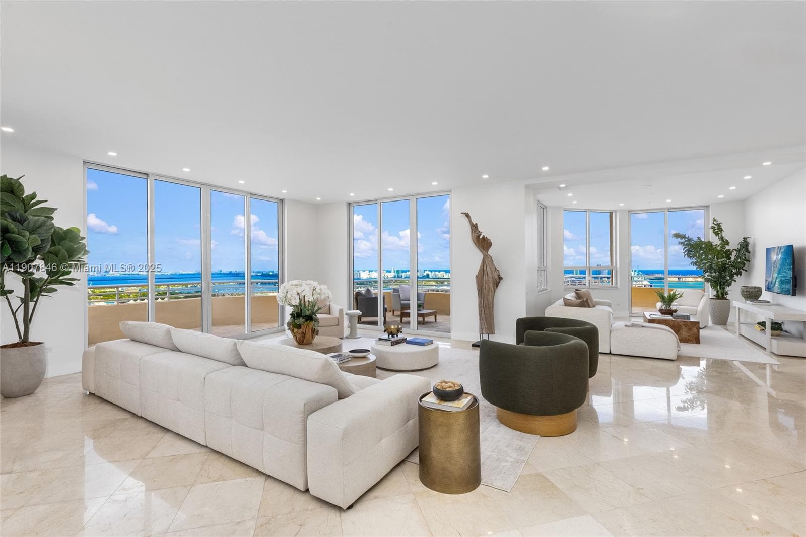 808 Brickell Key Dr # 3901, Miami, FL 33131 photo 5