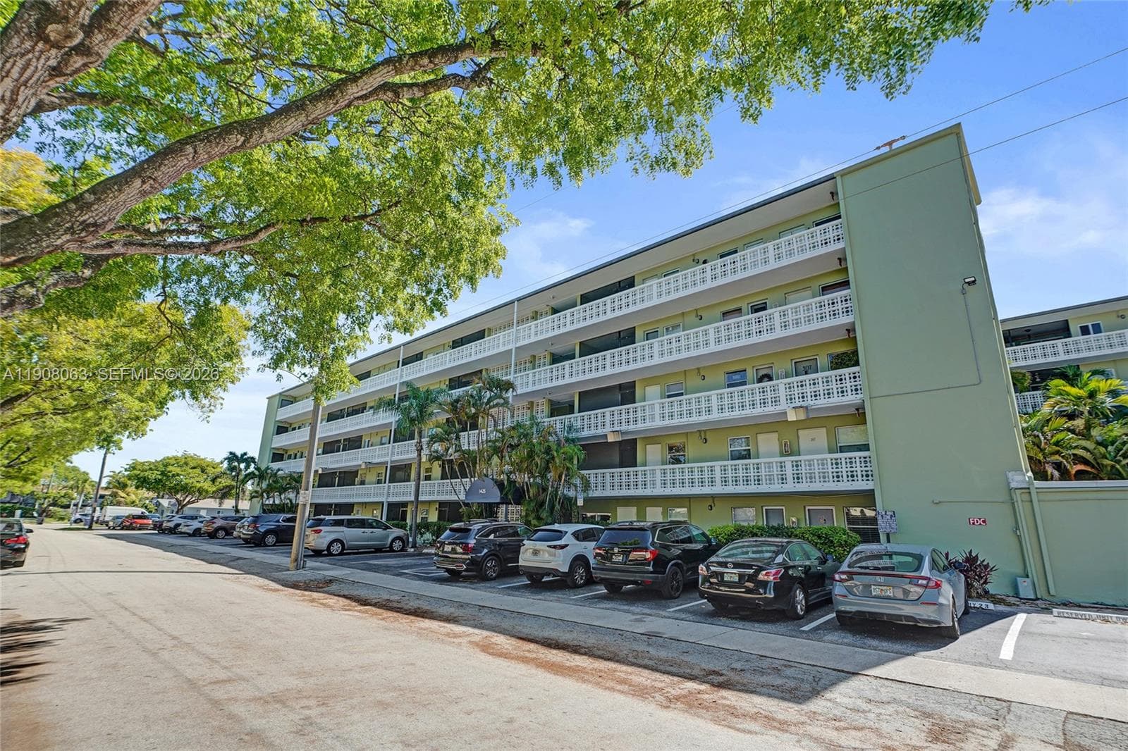 1425 Arthur St # 301A, Hollywood, FL 33020 photo 2