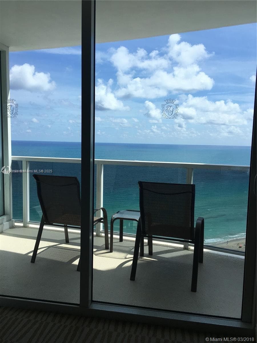 18001 Collins Ave # 2908, Sunny Isles Beach, FL 33160