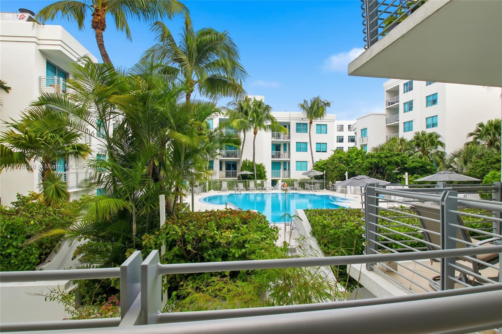 110 Washington Ave # 2420, Miami Beach, FL 33139 photo 4