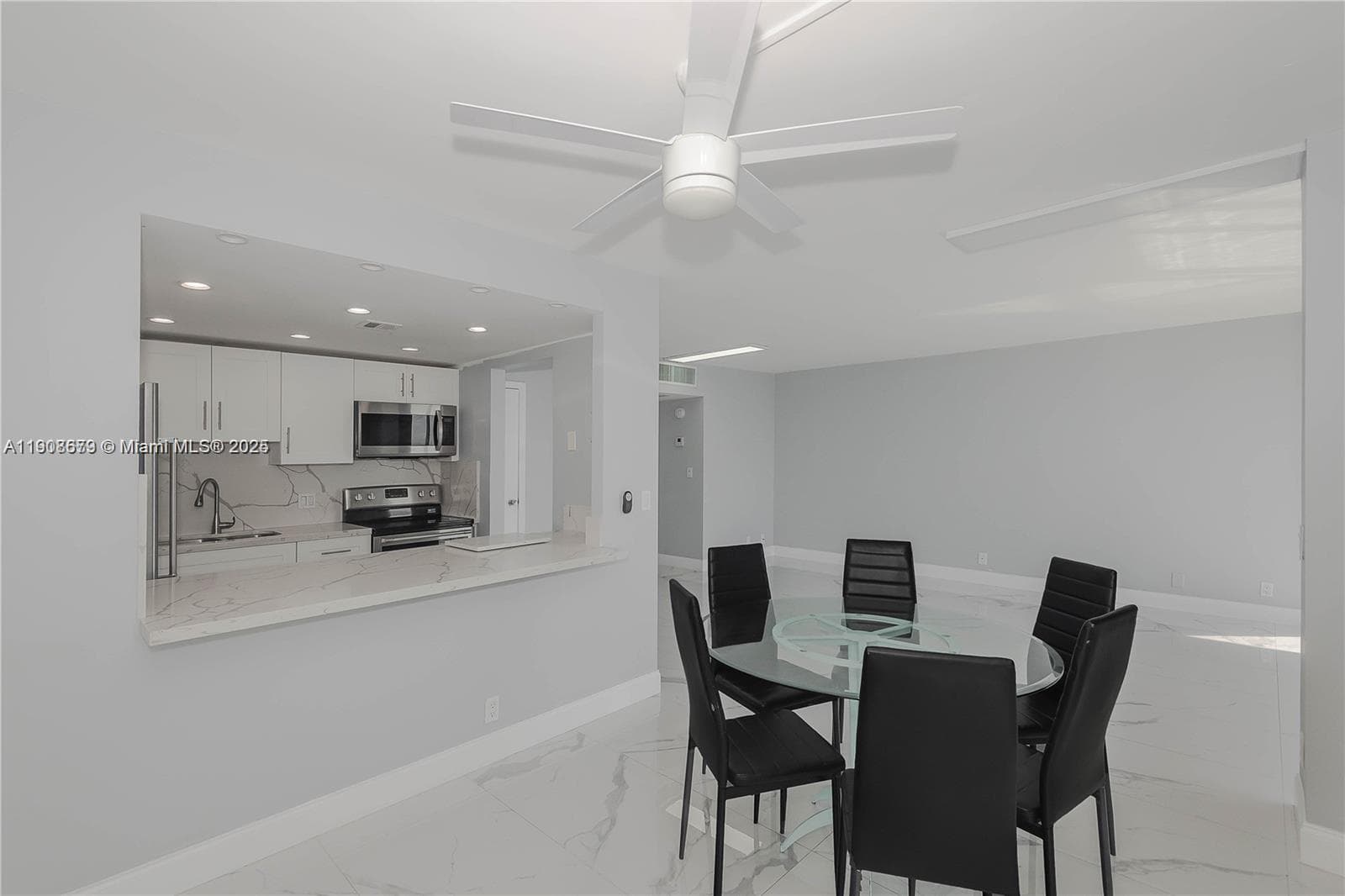 20301 W Country Club Dr # 1221, Aventura, FL 33180 photo 5