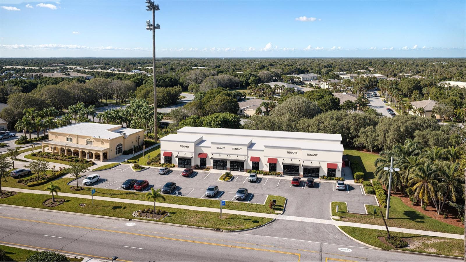 8825 SE Federal Highway, Hobe Sound, FL 33455 photo 2