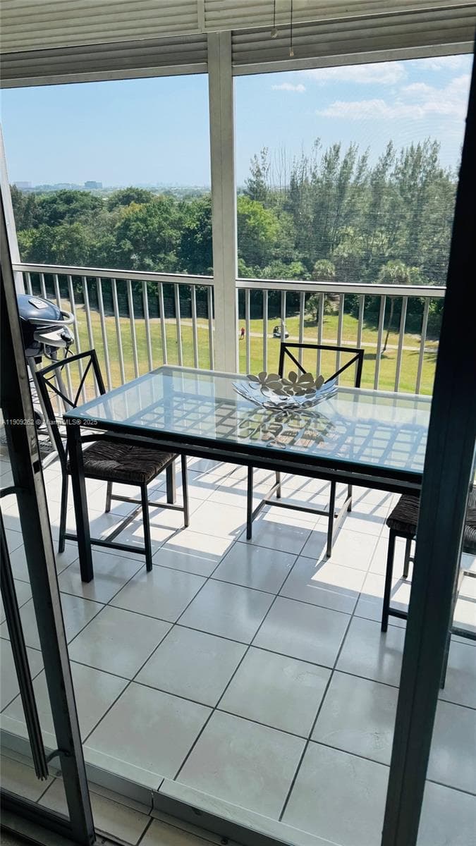 3150 N Palm Aire Dr # 801, Pompano Beach, FL 33069 photo 2