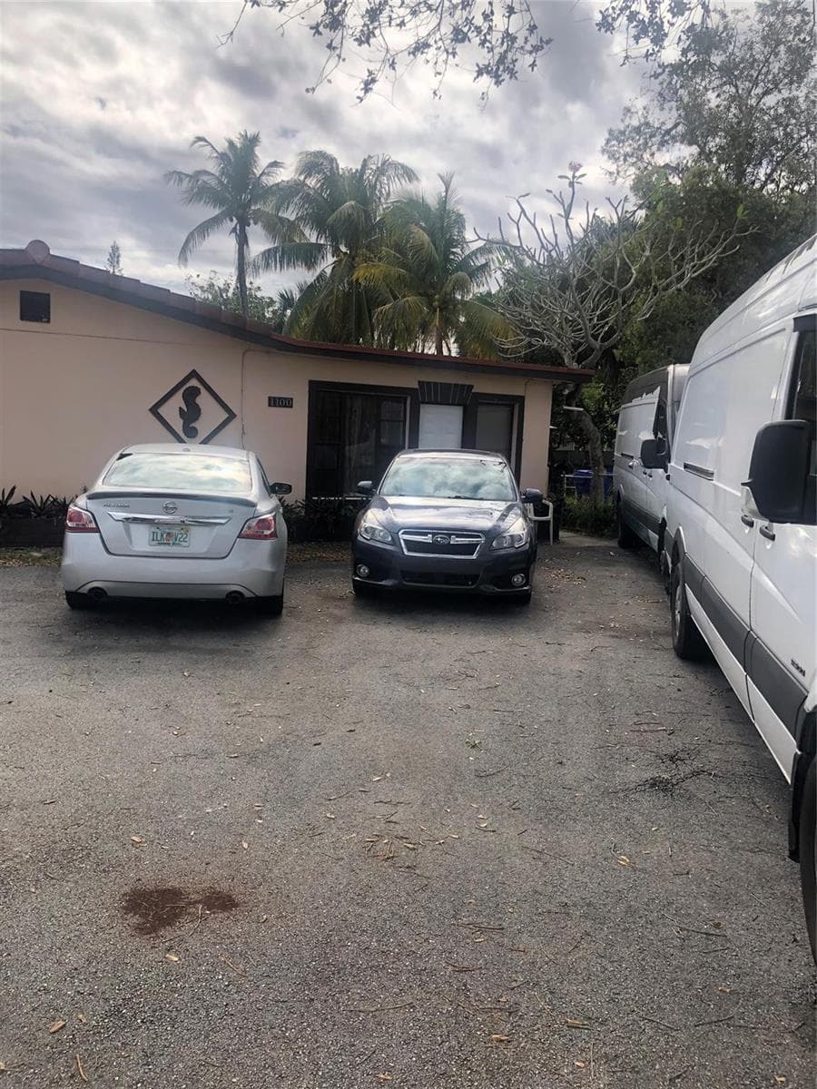1100 NW 19th Street, Fort Lauderdale, FL 33311 photo 3