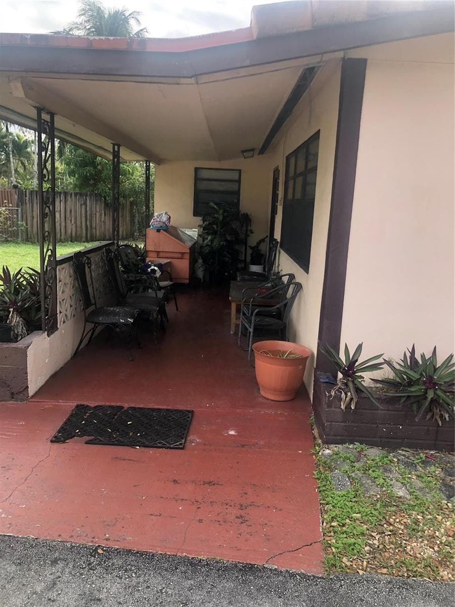 1100 NW 19th Street, Fort Lauderdale, FL 33311 photo 5