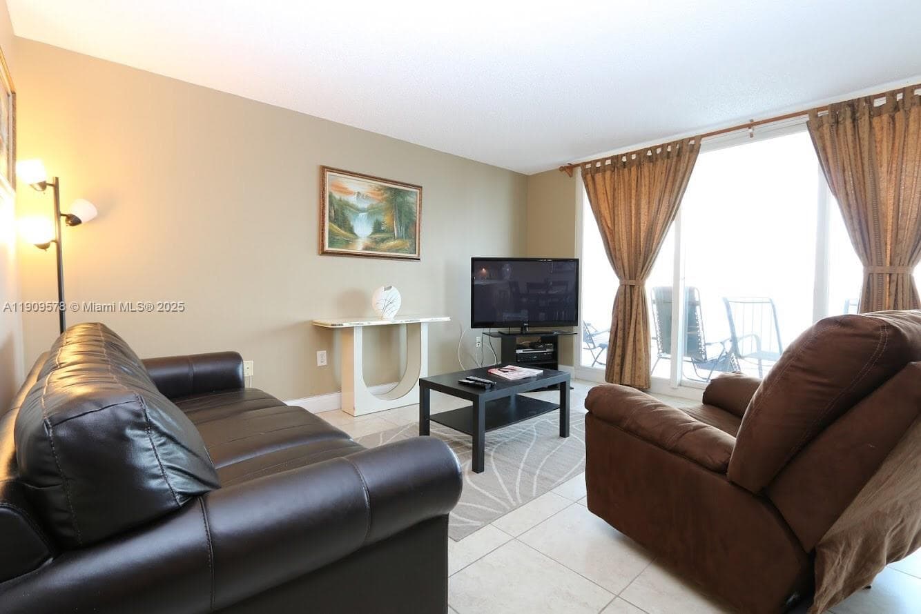 17800 N Bay Rd # 404, Sunny Isles Beach, FL 33160 photo 5