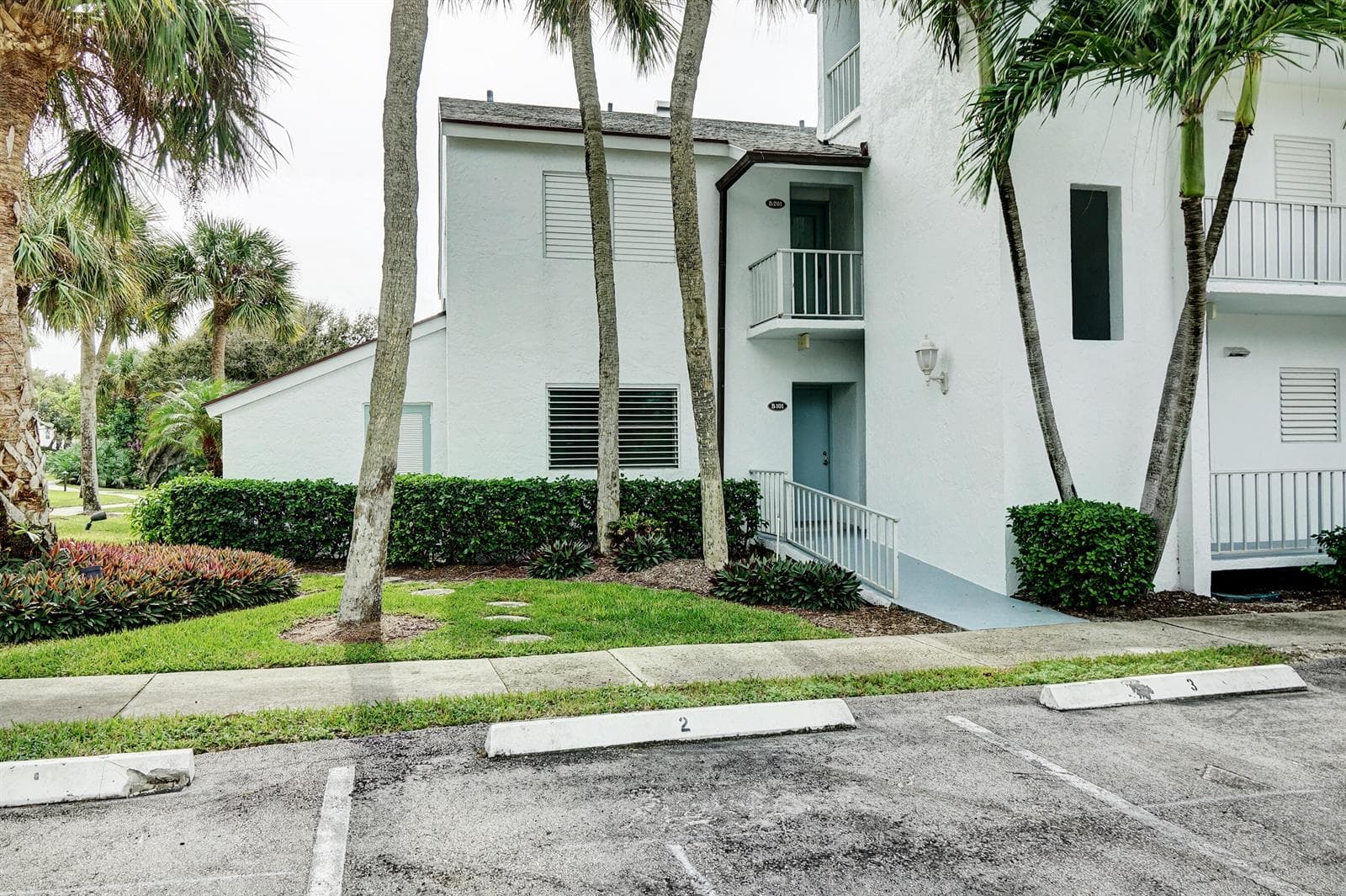 1550 NE Ocean Boulevard # B101, Stuart, FL 34996 photo 5