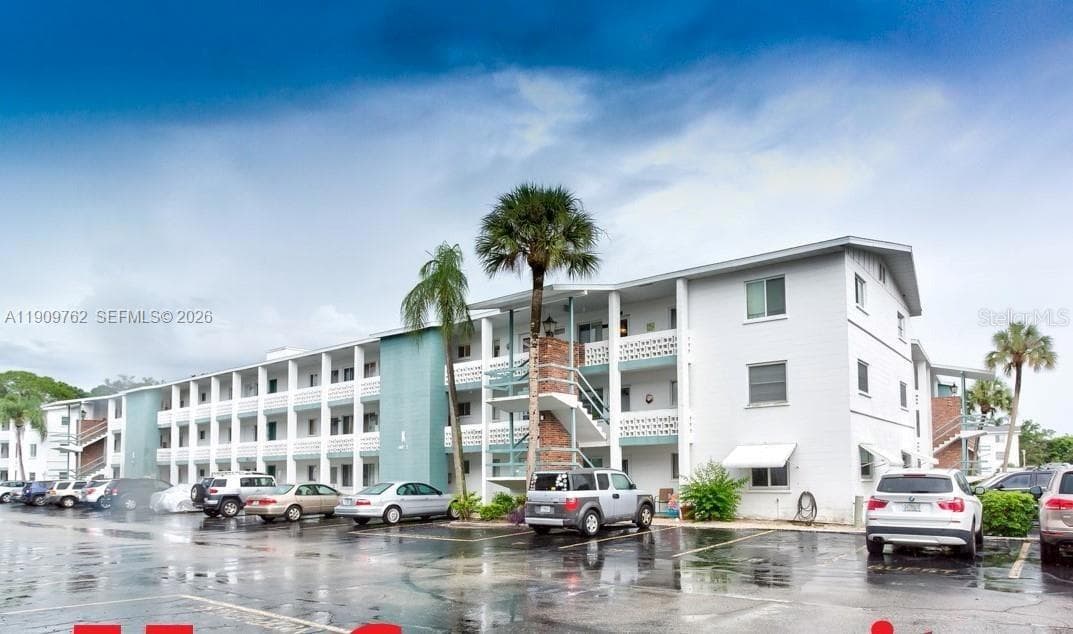 1832 Sunny Drive # D-32, Bradenton, FL 34207 photo 4