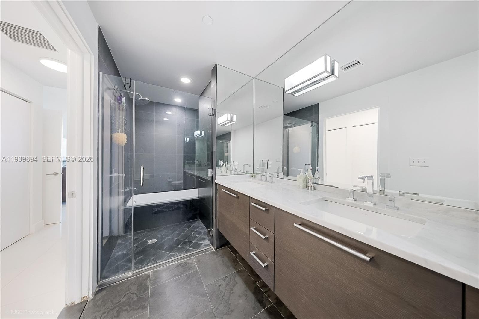 900 Biscayne Blvd # 2602, Miami, FL 33132 photo 3