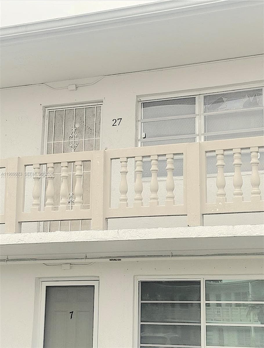 20120 NE 2nd Ave # W27, Miami Gardens, FL 33179 photo 5