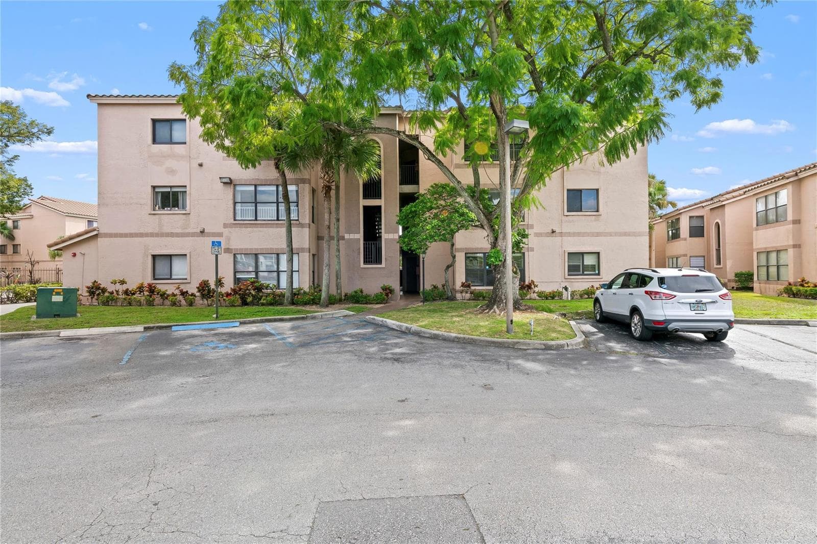 2906 S University Drive # 10204, Davie, FL 33328 photo 3