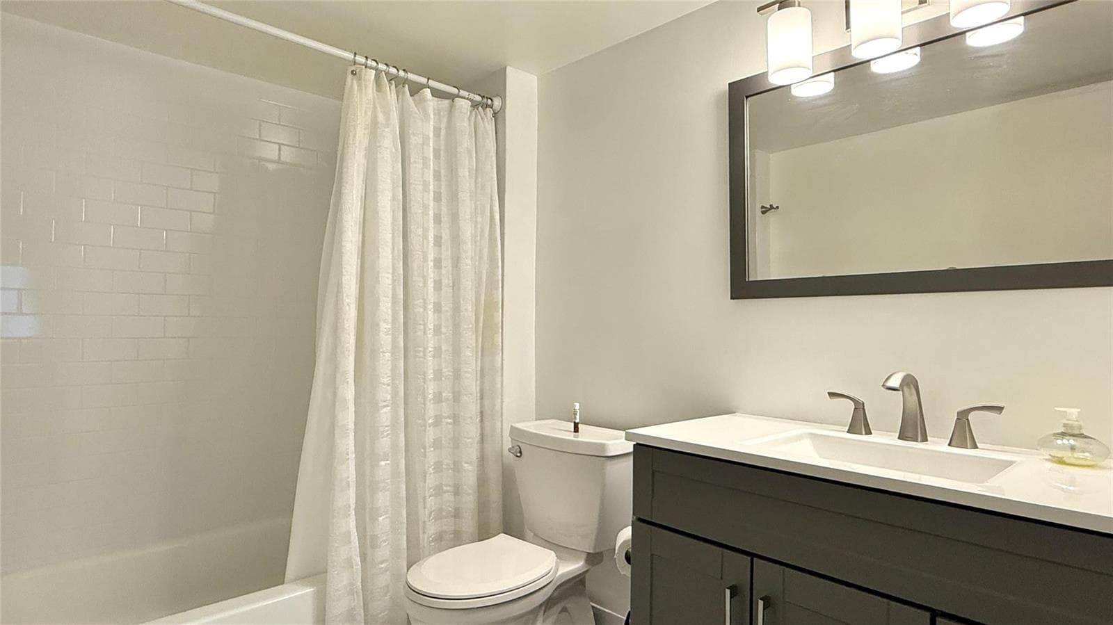 669 W Oakland Park Boulevard # 220b, Oakland Park, FL 33311 photo 5