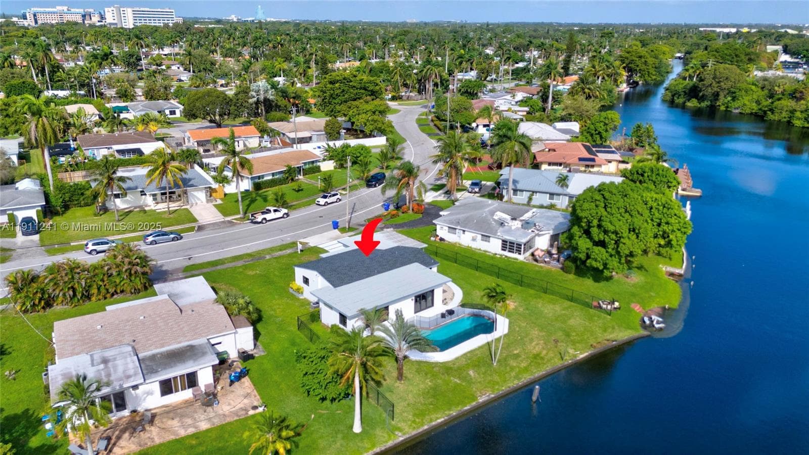 217 N 31st Ave, Hollywood, FL 33021