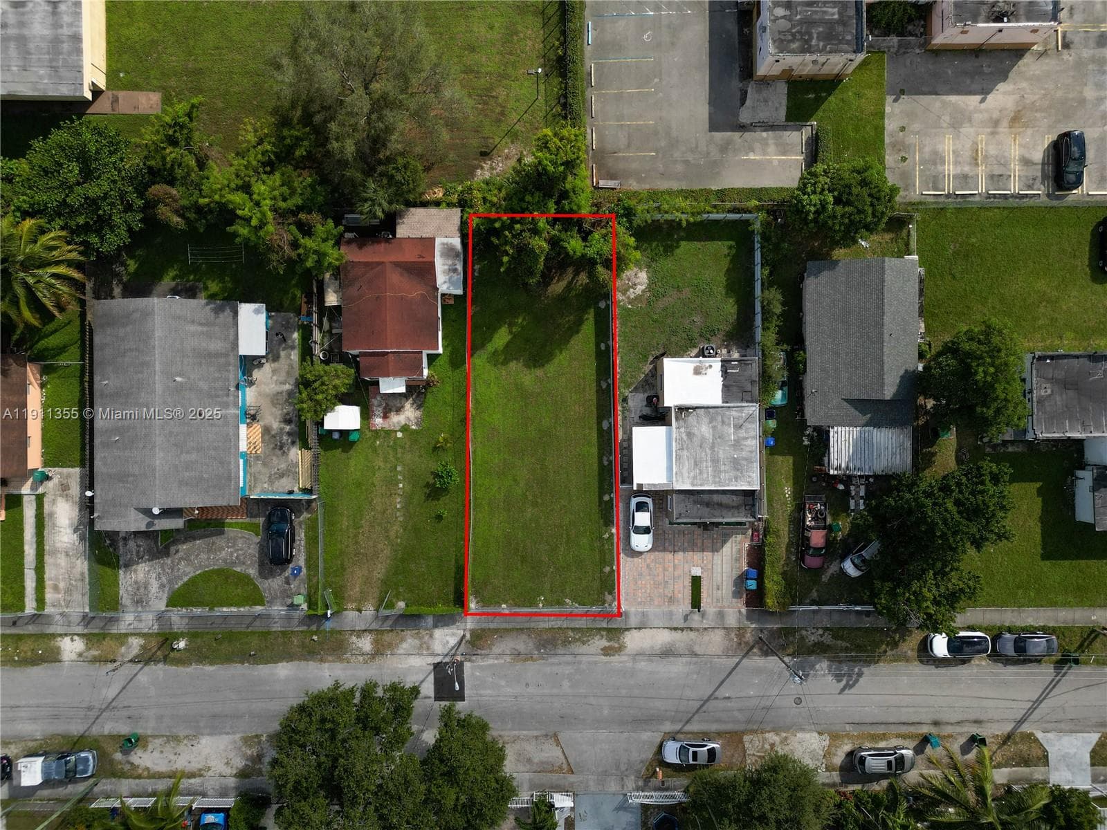 2368 NW 55th St, Miami, FL 33142 photo 2