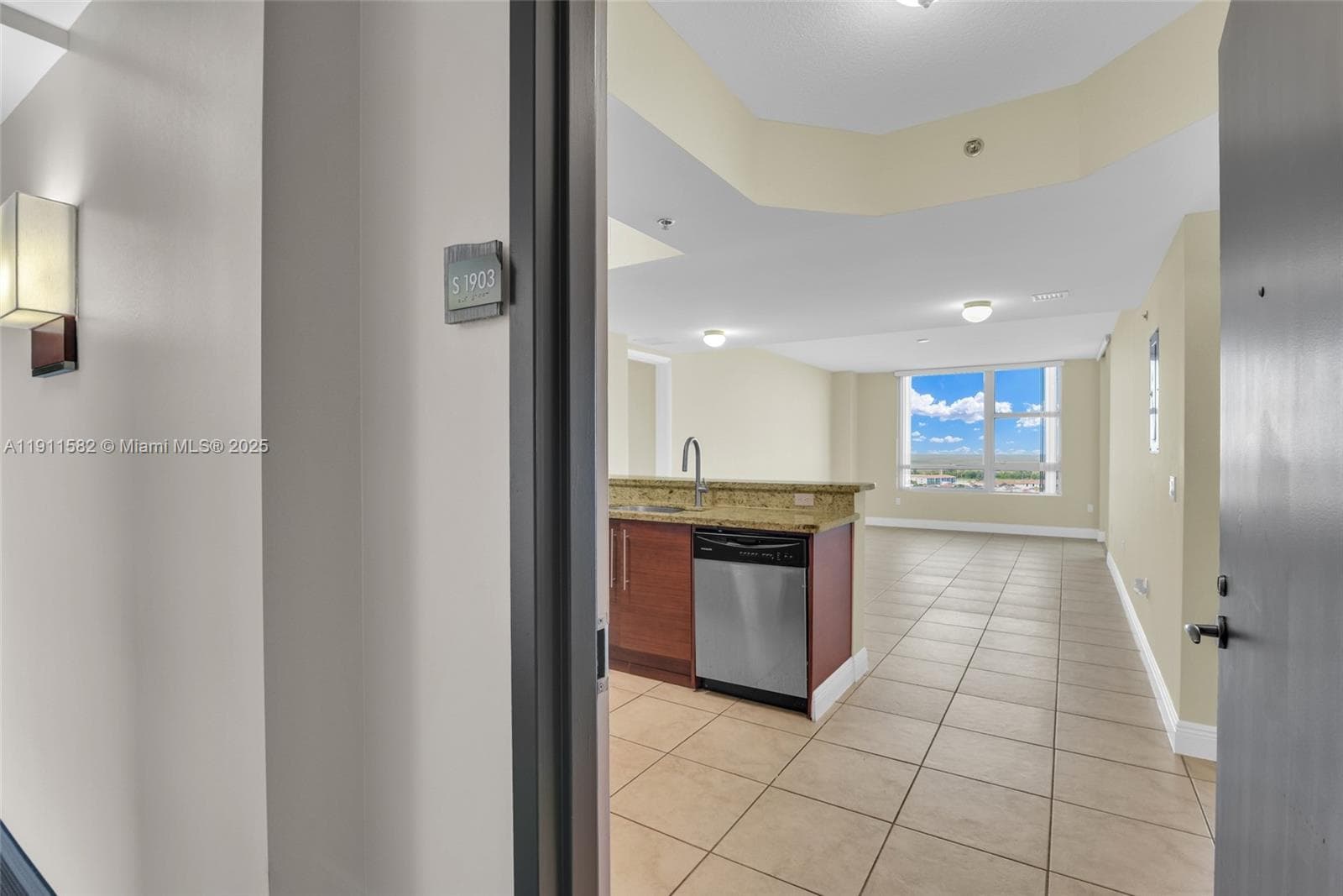 2681 N Flamingo Rd # 1903S, Sunrise, FL 33323 photo 4