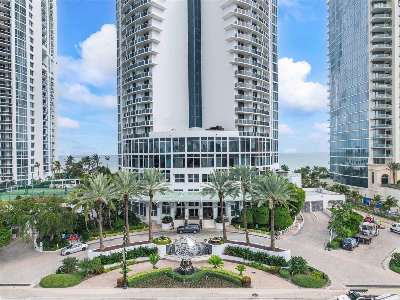 18001 Collins Avenue # 2806, North Miami Beach, FL 33160 photo 2