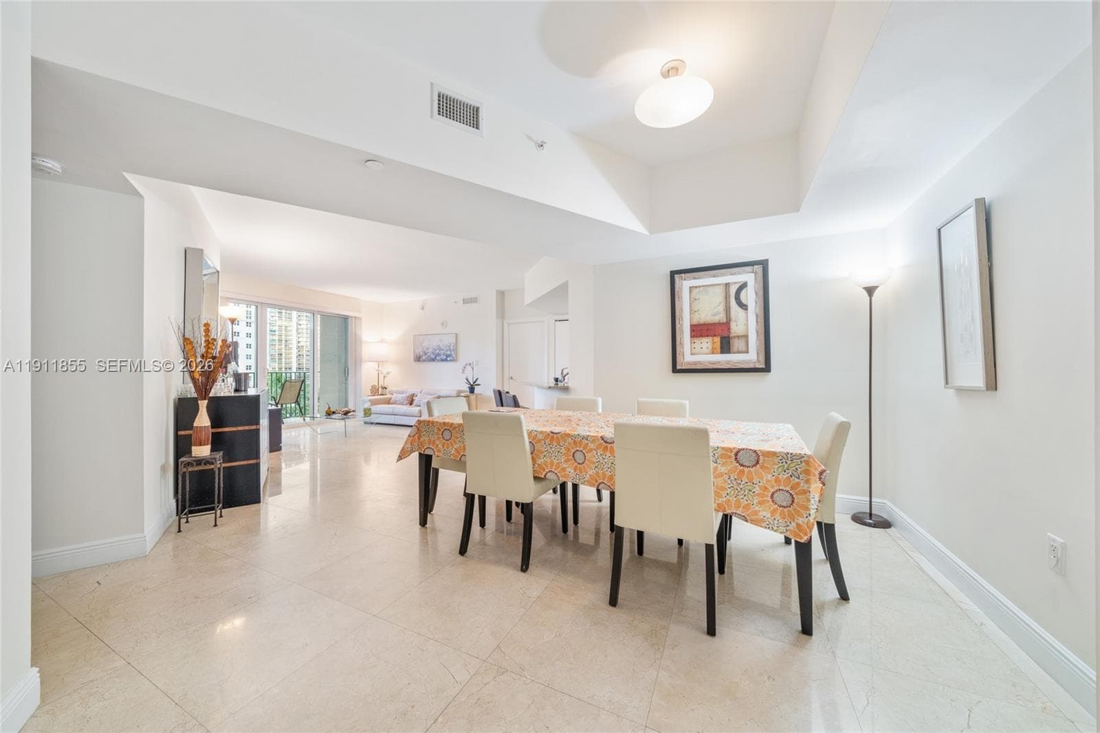 19900 E Country Club Dr # 816, Aventura, FL 33180 photo 3