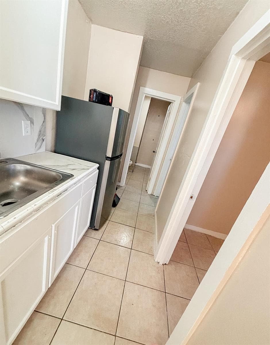 433 N 9th N Street, Fort Pierce, FL 34950 photo 3