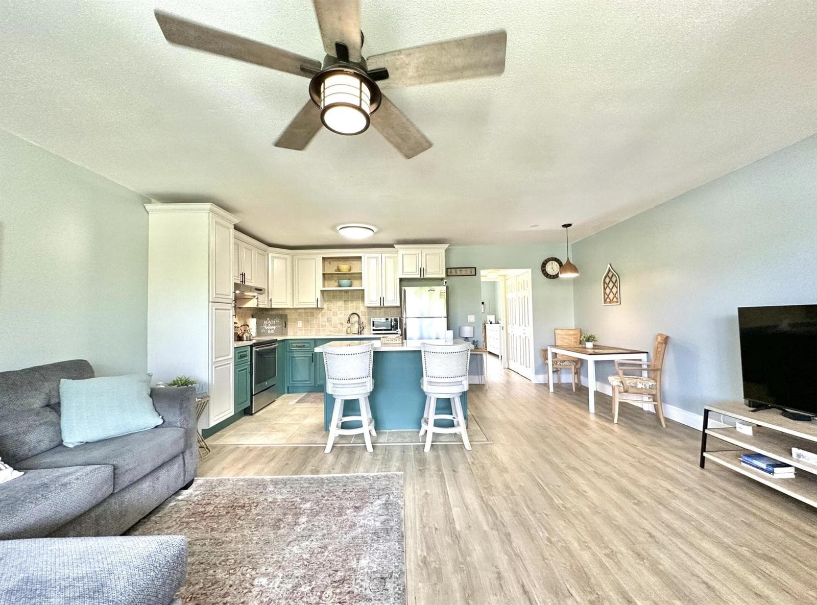 359 Norwich O, West Palm Beach, FL 33417 photo 5