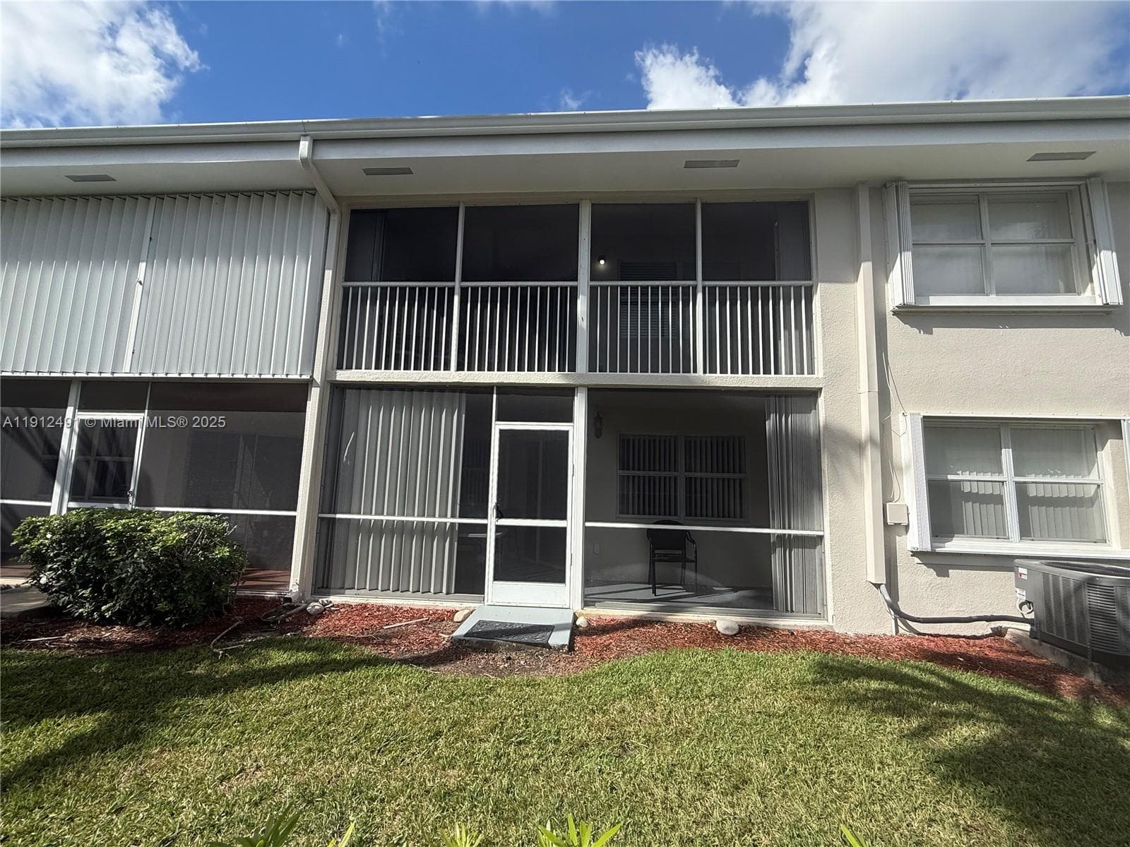 2203 SE 27th Dr # 102-A, Homestead, FL 33035 photo 2