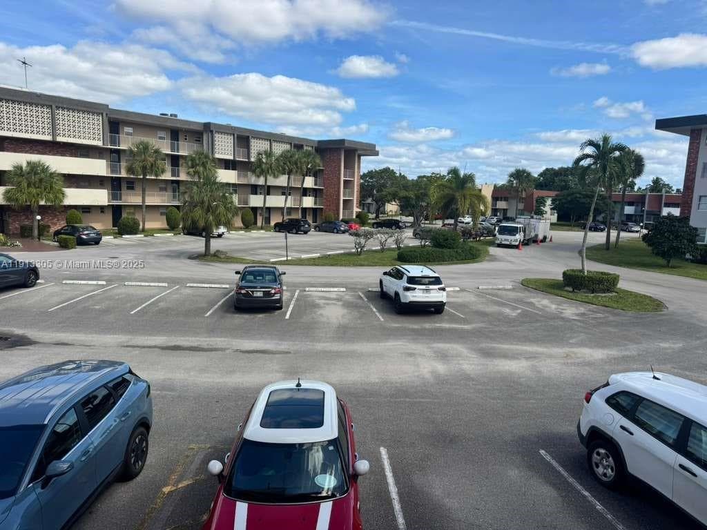 3001 NW 46th Ave # 207, Lauderdale Lakes, FL 33313 photo 2