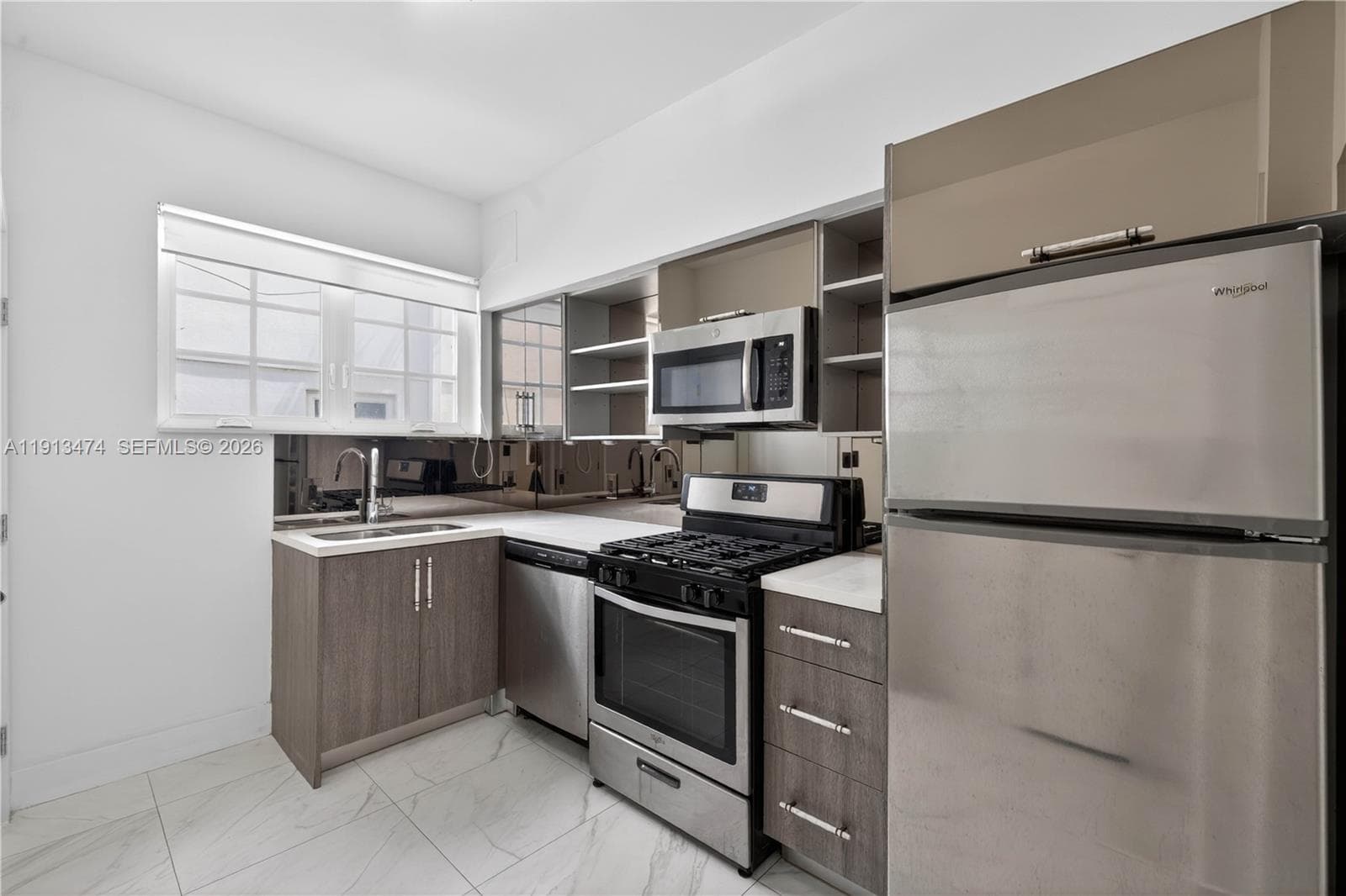 1601 Jefferson Ave # TH, Miami Beach, FL 33139 photo 2