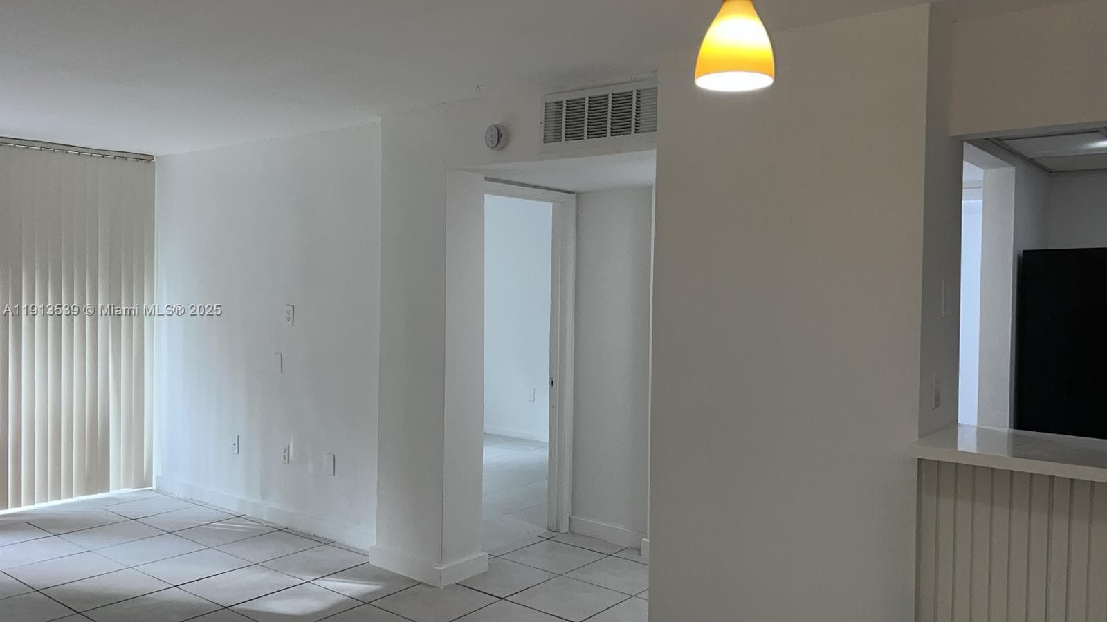 8860 Fontainebleau Blvd # 403, Miami, FL 33172 photo 3