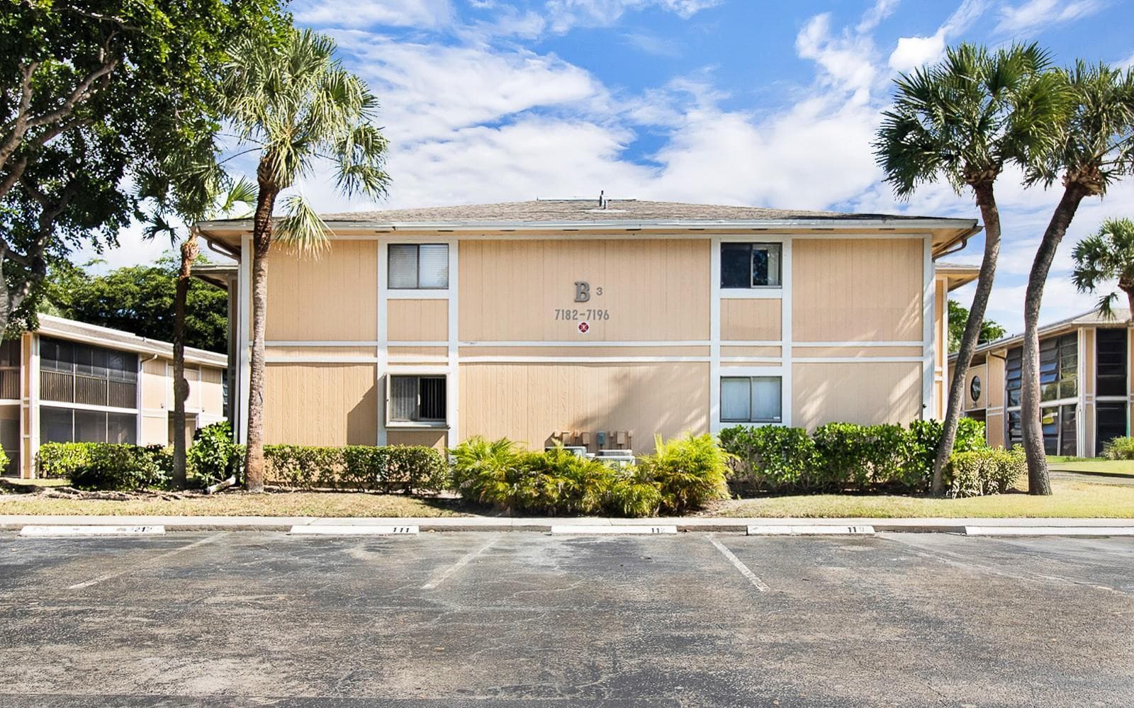 7194 Ashmont Circle # 112, Fort Lauderdale, FL 33321 photo 2