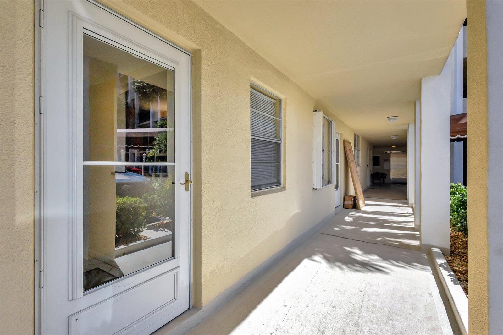 105 Paradise Harbour Boulevard # 109, North Palm Beach, FL 33408 photo 2
