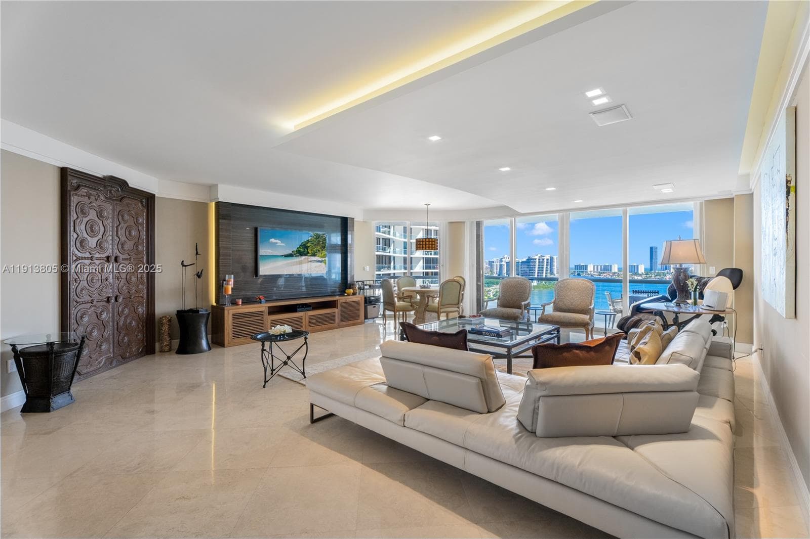 2600 Island Blvd # 1605, Aventura, FL 33160 photo 2