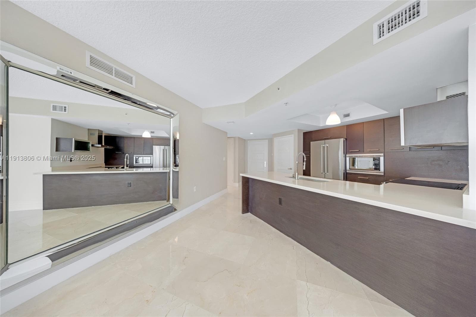 150 Sunny Isles Blvd # 601, Sunny Isles Beach, FL 33160