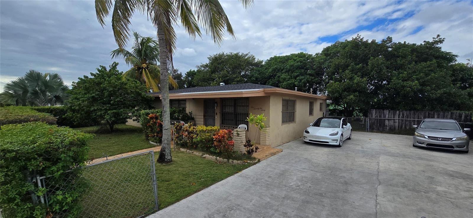 17230 NW 10th Court, Miami, FL 33169 photo 3