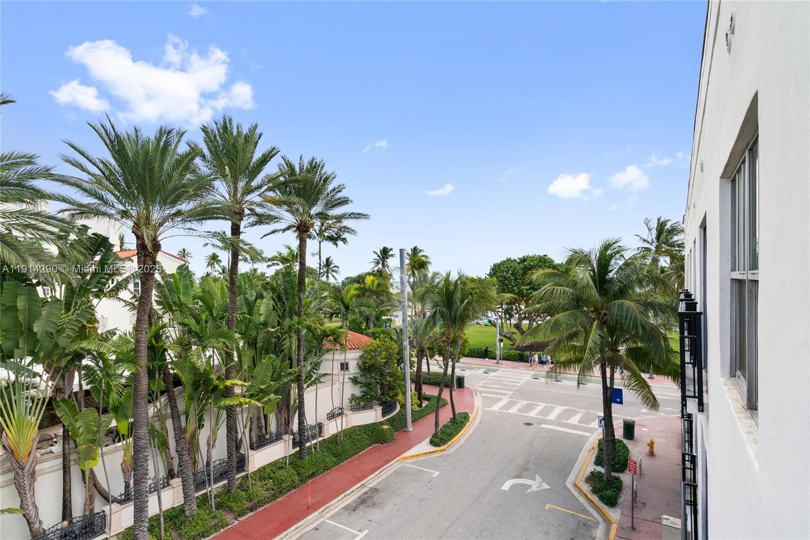 1060 Ocean Dr # D307, Miami Beach, FL 33139 photo 5
