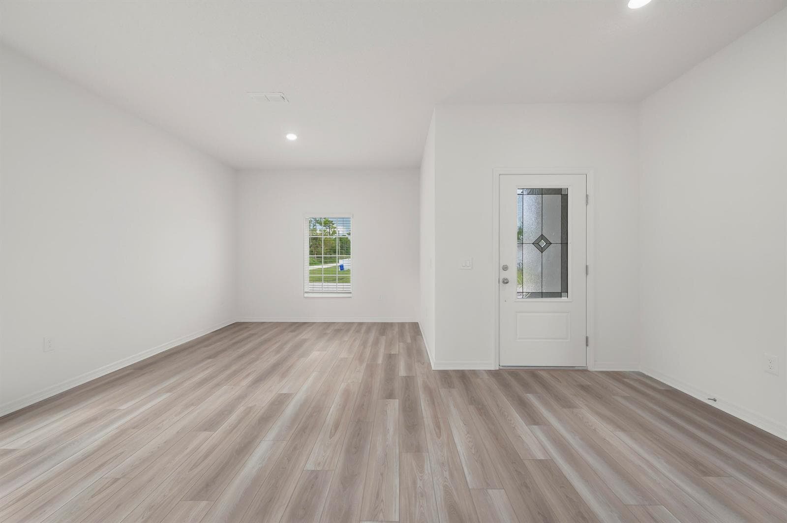 8025 100th Court, Vero Beach, FL 32967 photo 4