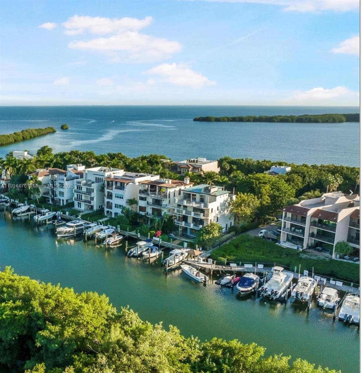 6200 SW 152nd St #34, Palmetto Bay, FL 33157