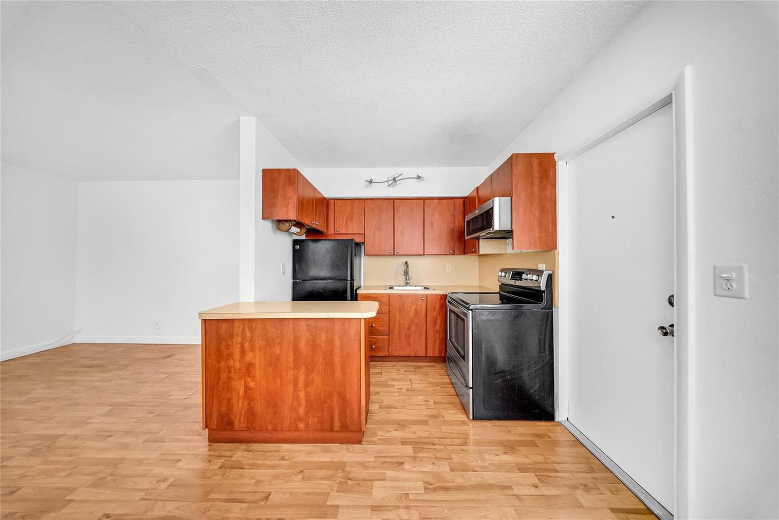 3525 Tyler Street # 9, Hollywood, FL 33021 photo 4