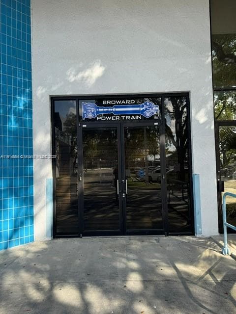 5300 NW 12th Ave # 6, Fort Lauderdale, FL 33309