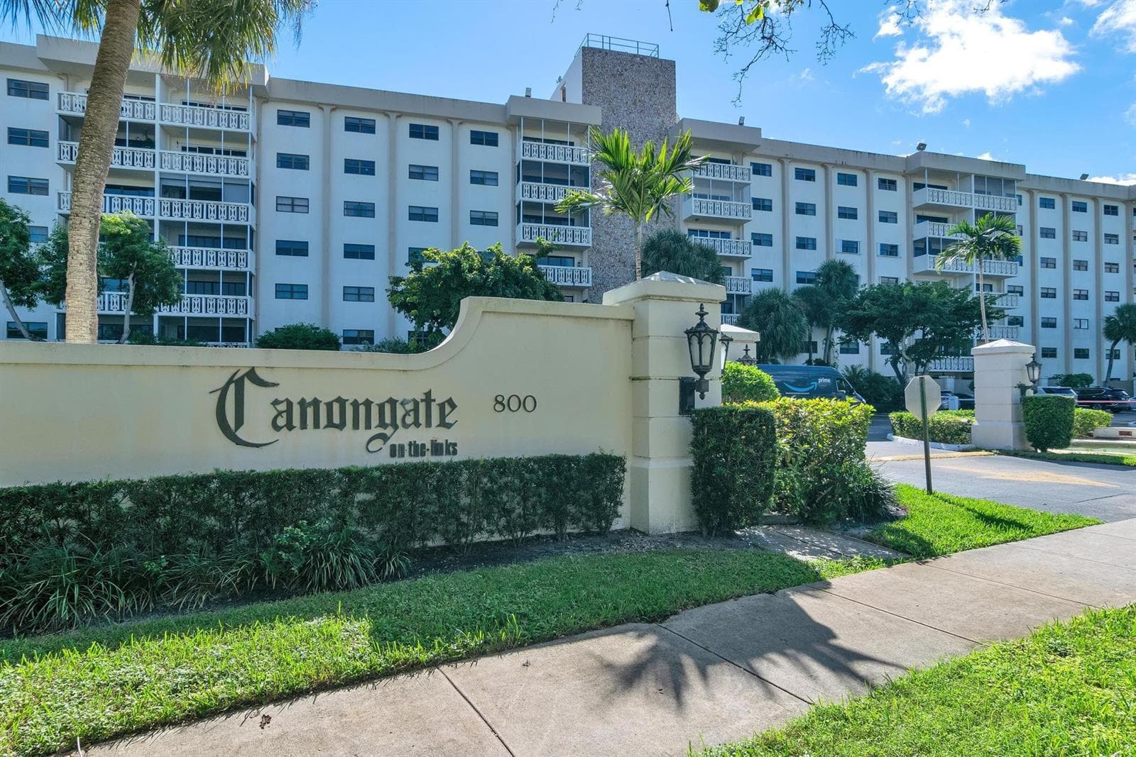 800 NE 195th Street # 601, Miami, FL 33179 photo 2