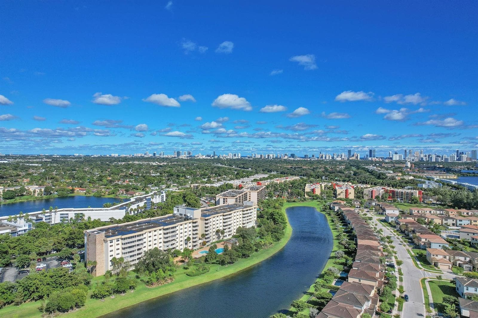 800 NE 195th Street # 601, Miami, FL 33179 photo 3