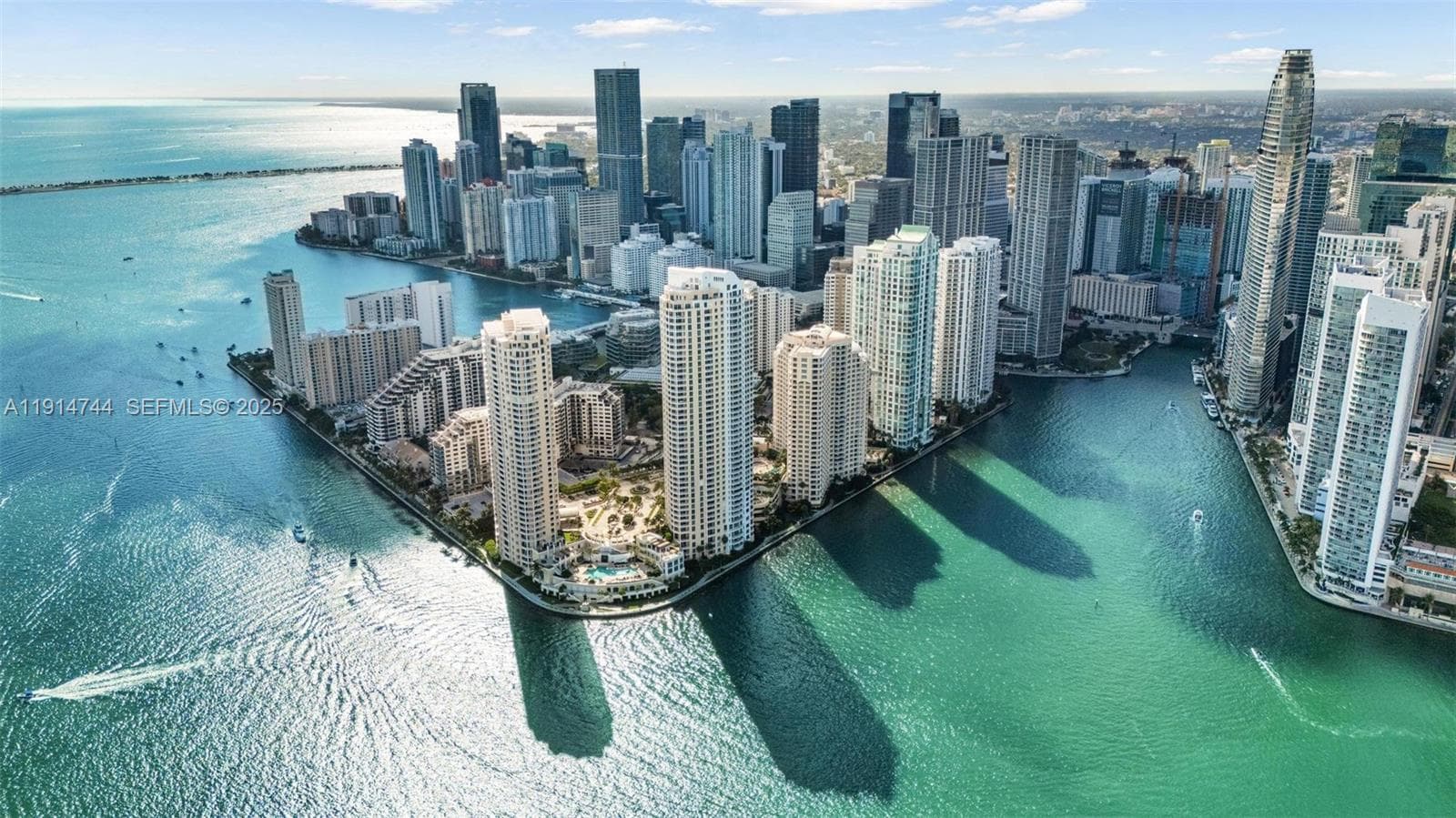 900 Brickell Key Blvd # 1403, Miami, FL 33131 photo 4