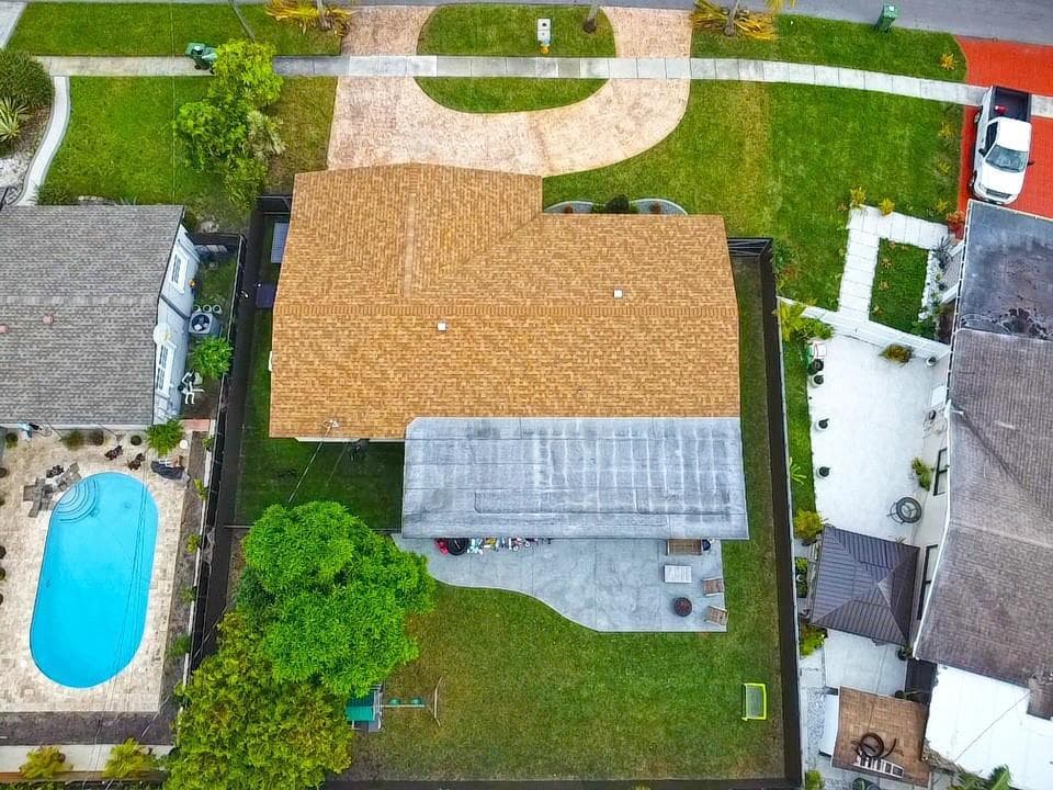 300 SW 65th Way, Pembroke Pines, FL 33023 photo 4