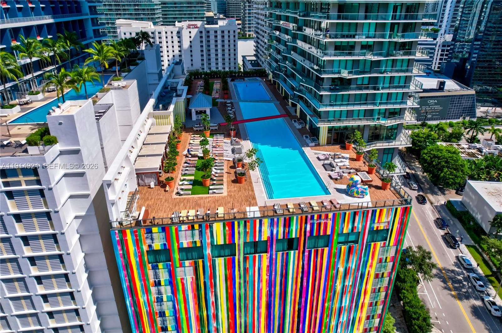 SLS Brickell photo 4