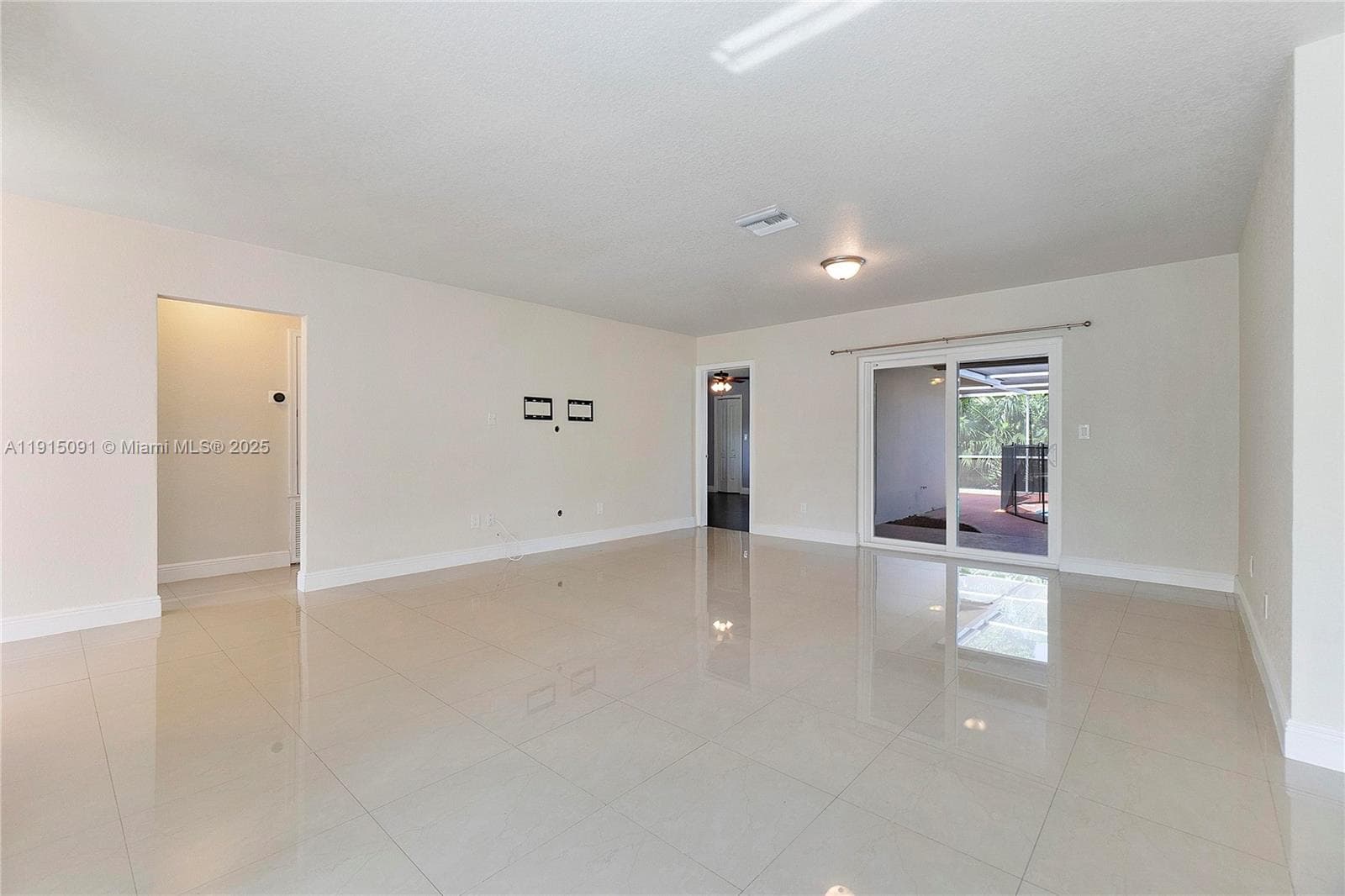 3880 Coral Hills Dr, Coral Springs, FL 33065 photo 5