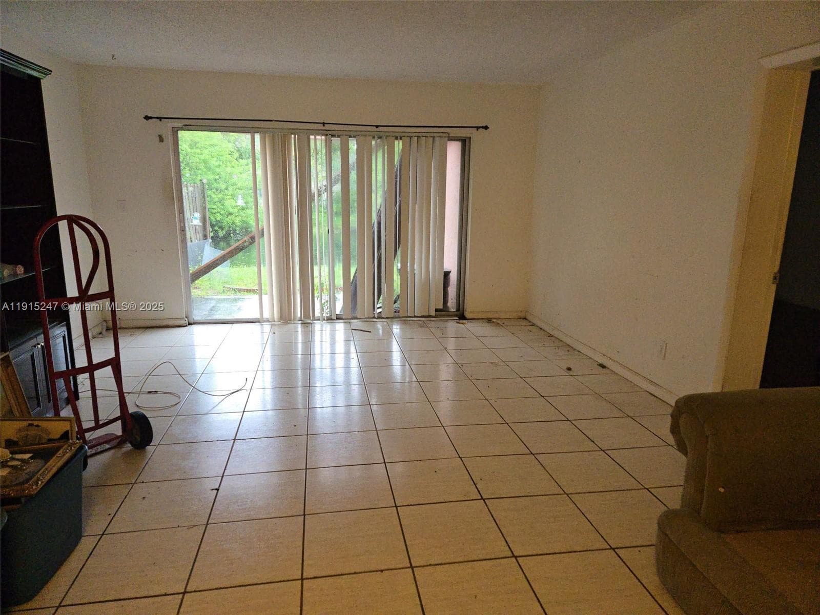 1524 NW 56th Ave # 7, Lauderhill, FL 33313 photo 5