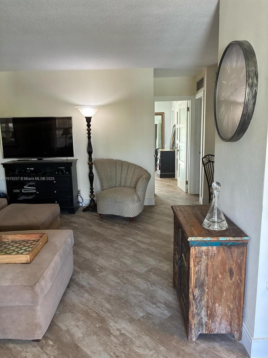 2050 NE 39th St # 311 NORTH, Lighthouse Point, FL 33064 photo 3