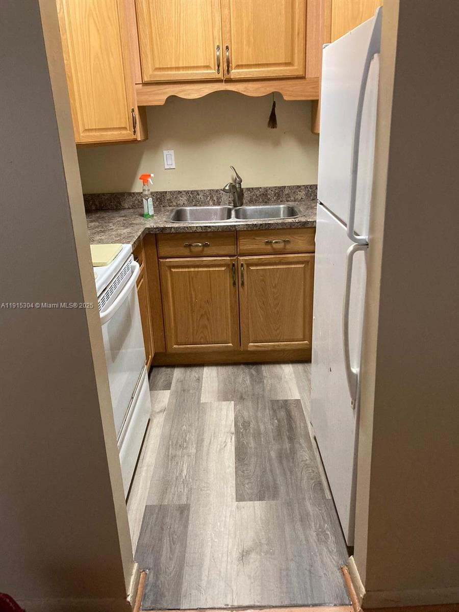 3045 NW 118th Dr # 227-F, Coral Springs, FL 33065 photo 3